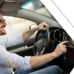 لذت رانندگی با مانیتور فابریک خودرو
